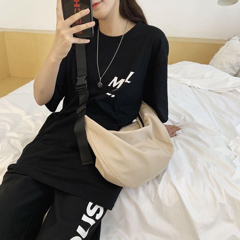 

Black Class College Students Casual Working Style Bag Creamy-white regular size can hold A4 books