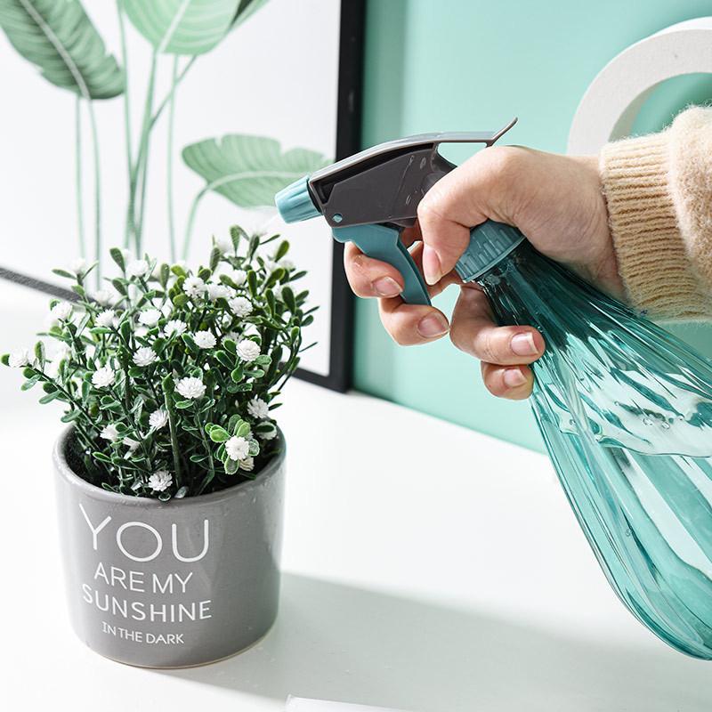 500/600ml Plant Flower Watering Pot Garden Sprayer Watering Cans Hand Pressure Water Sprayer Bottle Household Irrigation Tool