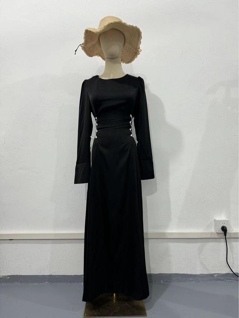 Women's 2025 Long Sleeve Round Neck Dress with Tie Waist, European Style Bell Sleeves, Fitted Waist for Autumn.
