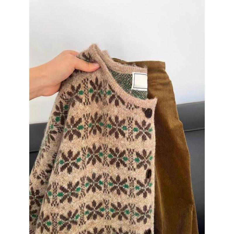 

round Neck Spring Clothing Cardigan Outwear Fall and Winter Vintage Flowers Deep beige S [Recommendation 70/45.00kg]]