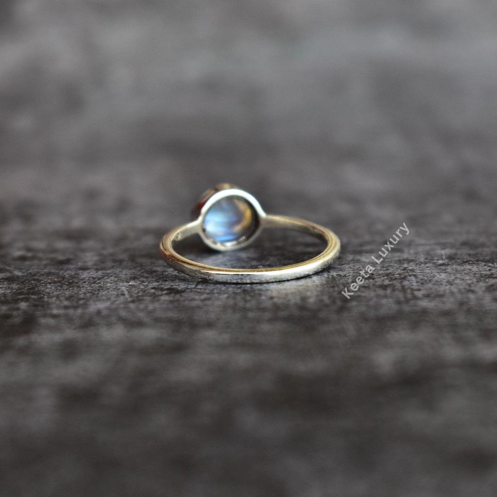 Moonstone Ring 925 Sterling Silver Ring Blue Sheen Gemstone Ring Dainty Handmade Ring Daily Wear Ring Bridesmaid Ring Gift for Her