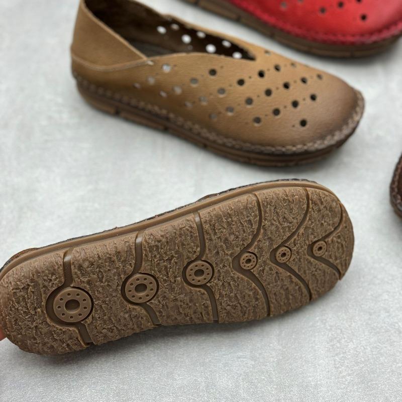 Women's Handmade Leather Shoes Summer Round Head Flat Soft Cowhide Hole Sandals