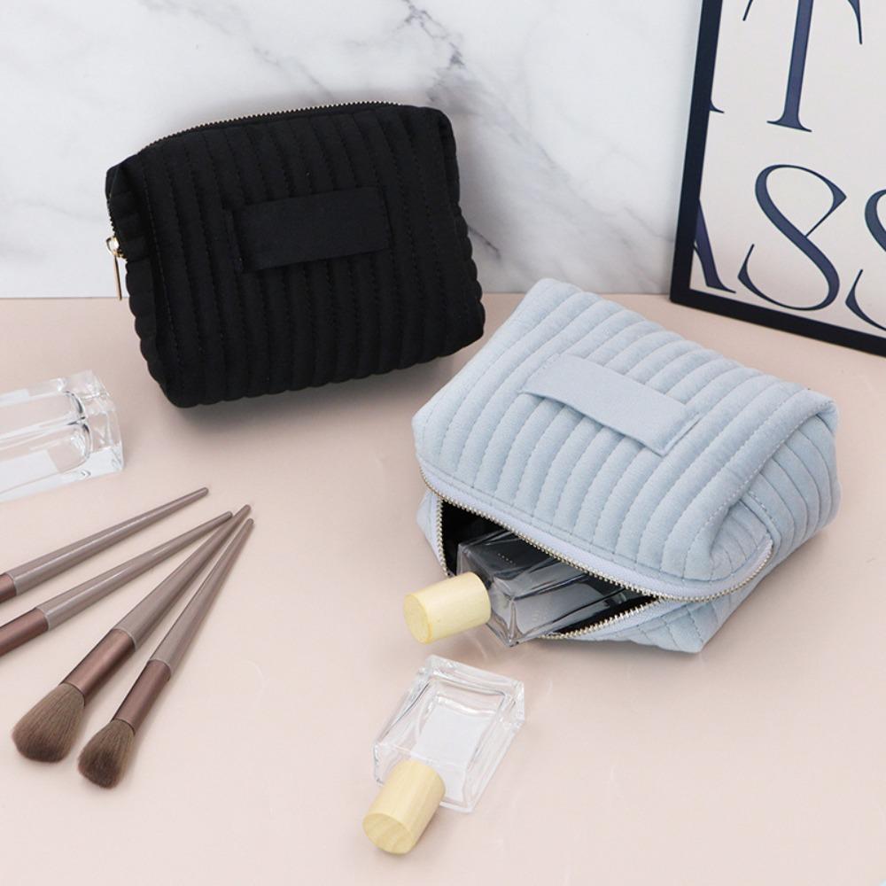 Solid Color Velvet Makeup Bag Large Capacity Cosmetic Pouch Travel Toiletry Bag  Fashion