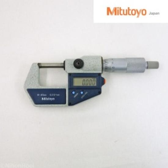 

Б/у цифровой наружный микрометр Mitutoyo MDC-25M 293-421-20 | Диапазон измерений 0–25 мм | Высокоточный инструмент | серебряный