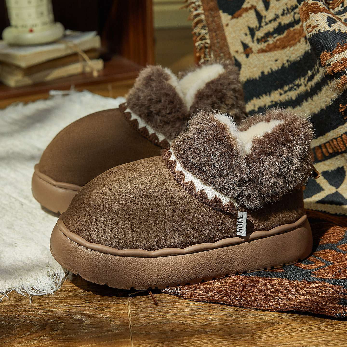 

2025 Новые Зимние Теплые Туфли на Платформе Женские Домашние Пушистые Тапочки из Мягкого Искусственного Меха Нескользящая Толстая Подошва Женские Домашние Напольные Снежные Ботинки 40-41 темно-коричневого