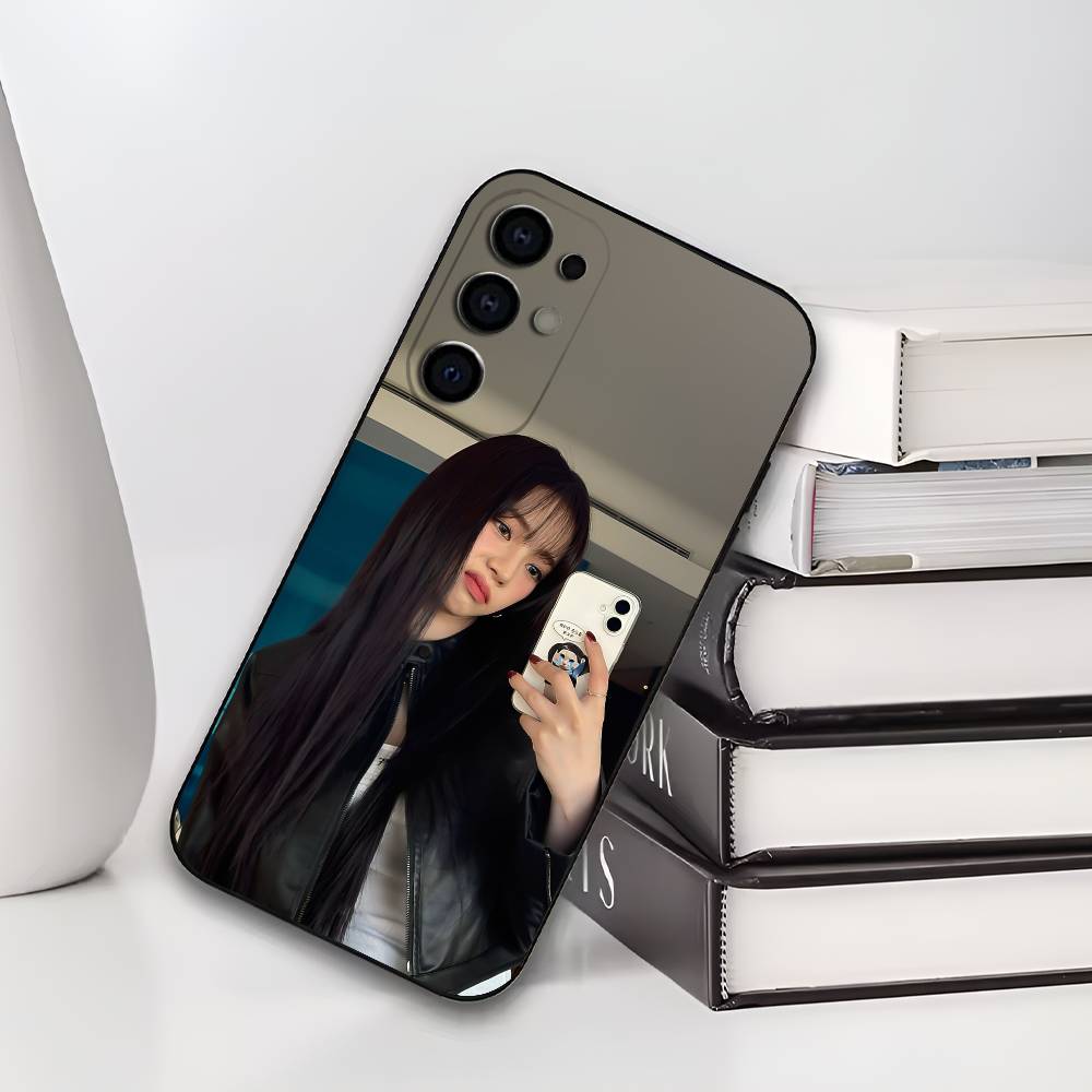 K-Karina A-AespaS Handyhülle Für Samsung S25,S24,S21,S22,S23,S30,Ultra,S20,Plus,Weiche Silikon Schwarze Hülle