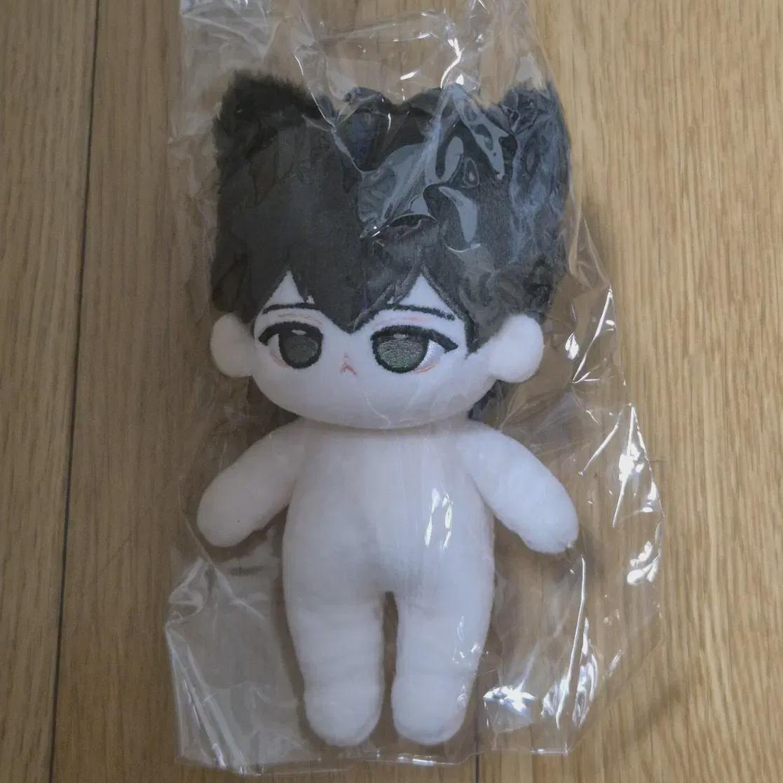 

Plave Doll Hamin Doll