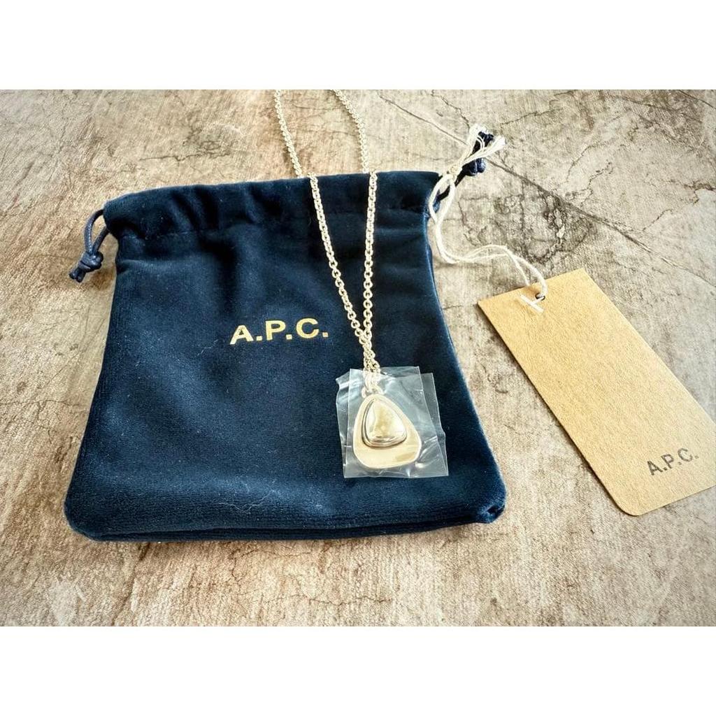 Used New, Unused, Shipped Immediately A.P.C ASTRA Necklace Gold