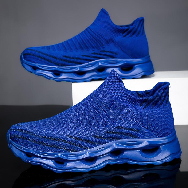 Men's and Women's Sports and Fitness Large-size Mesh Shoes, Simple Fly-woven Elastic Mesh, Breathable One-pedal Socks, Black Shoes.