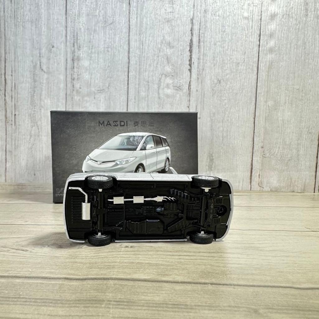 1/64 Toyota Estima 50 Mini Car GSR50 Silver