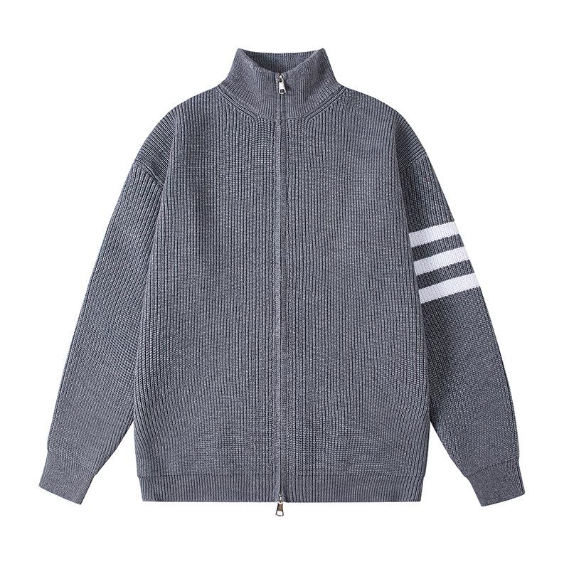 

Men s Trendy Red Stripe Knit Cardigan - Autumn/Winter Casual Zipper Sweater 3XL сірий колір