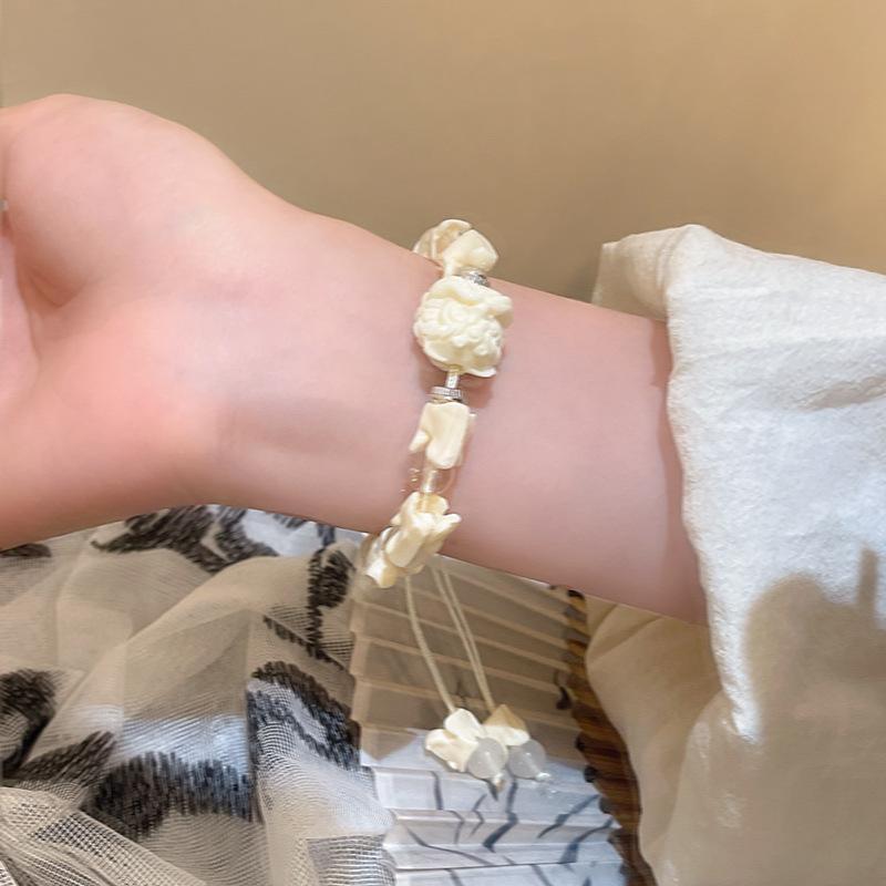 Braccialetto con Perline - Accessorio di Alta Gamma, di Nicchia e Versatile per Uomini e Donne, Caratterizzato da Uno Stile Retrò e Perfetto per le Coppie.
