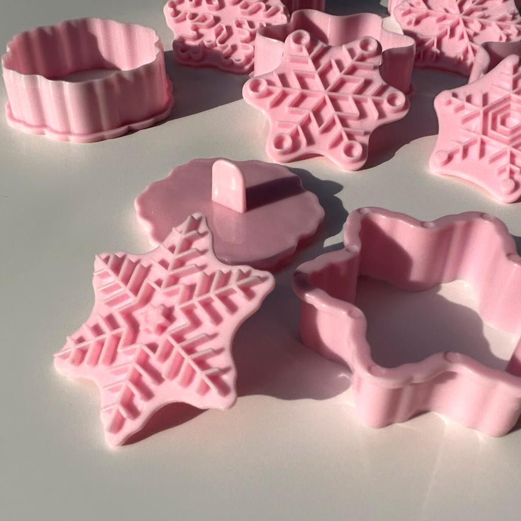 Cookies Cutter Christmas Dough Stamp Plastic 3D Cartoon Pressable Biscuit Mold Confectionery Baking Pastry Bakeware