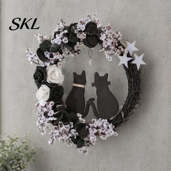Black Cat Wreath with Lights Halloween Floral Garland, String Lights, Silhouette Romantic Decor Wreath, for Front Door Indoor Outdoor Wall Spooky And