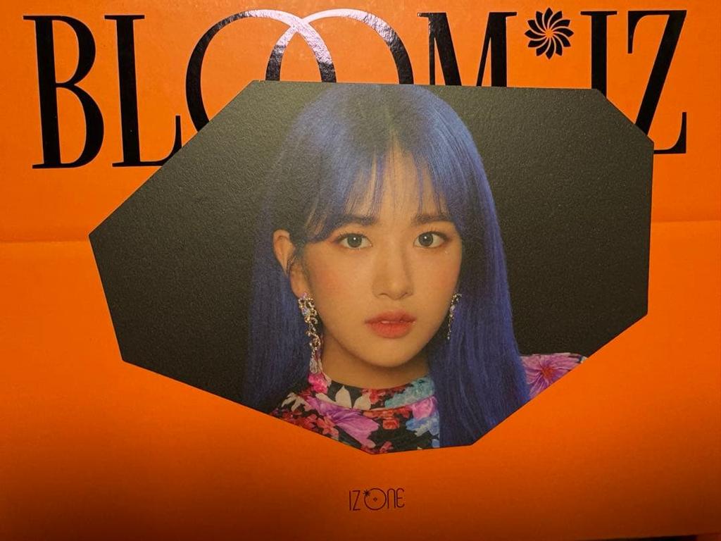 [USED] Minju autograph