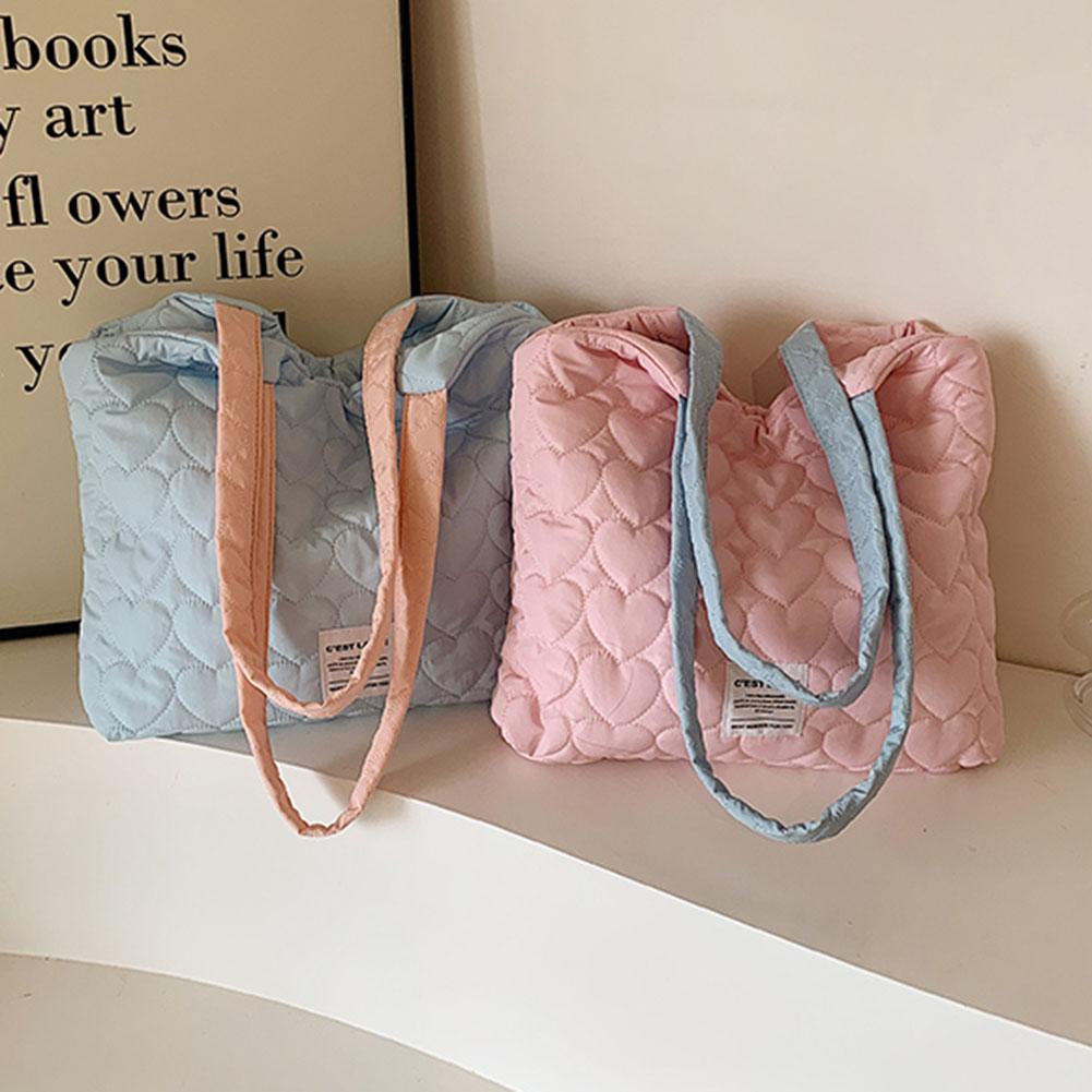 

Дизайнерская большая сумка контрастного цвета в форме сердца, стеганая сумка-портфель, пышная повседневная сумка на плечо, мягкая сумка под мышками для женщин и девочек