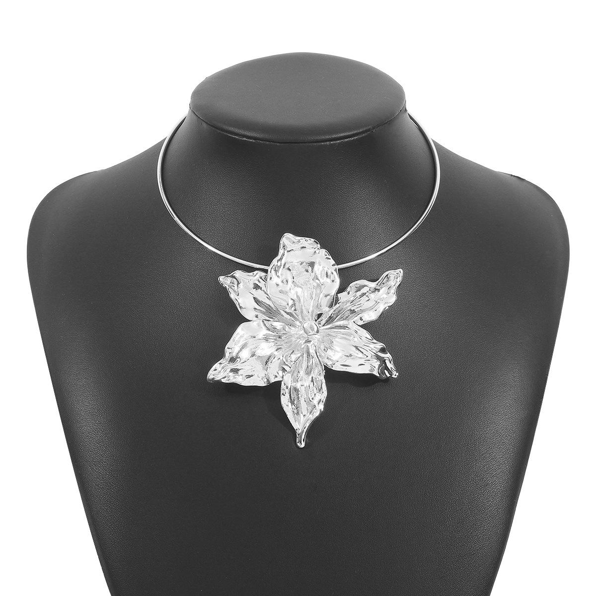 

Summer new alloy flower collar, European and American ZA necklace women s trend exaggerated cklac