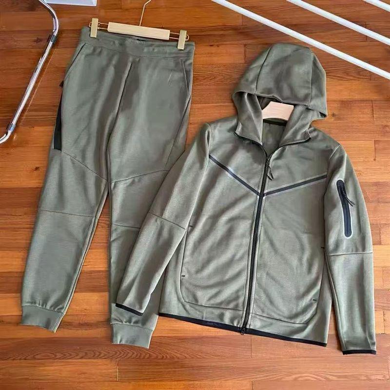 Completo da uomo in maglia con cappuccio multicolore per sport primaverili e autunnali