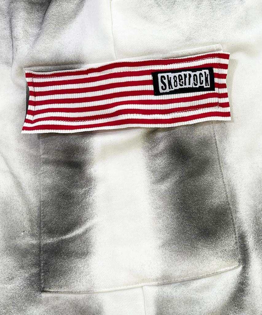 SK8ER ROCK Flag Raid Painting Cargo Bermuda Shorts ((Off White))