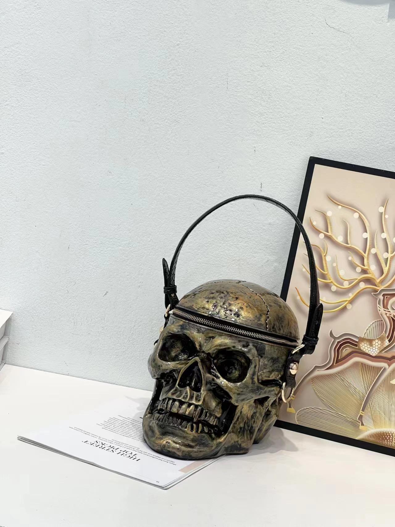 

Сумочка на Хелловін у формі черепа 2024 року: Європейська та американська транскордонна сумка через плече темно-коричневого кольору