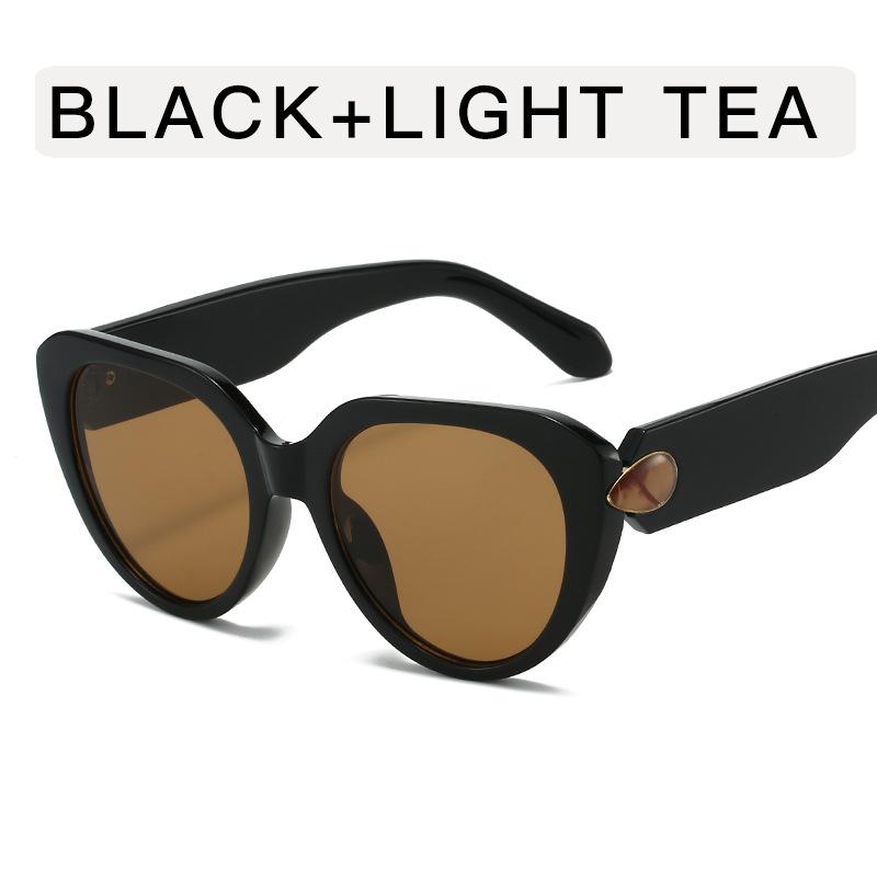Cat Eye Shape Sunglasses Women European American Fashion Stylish Female Sun Glasses Holiday Travelling Woman Sun Glass