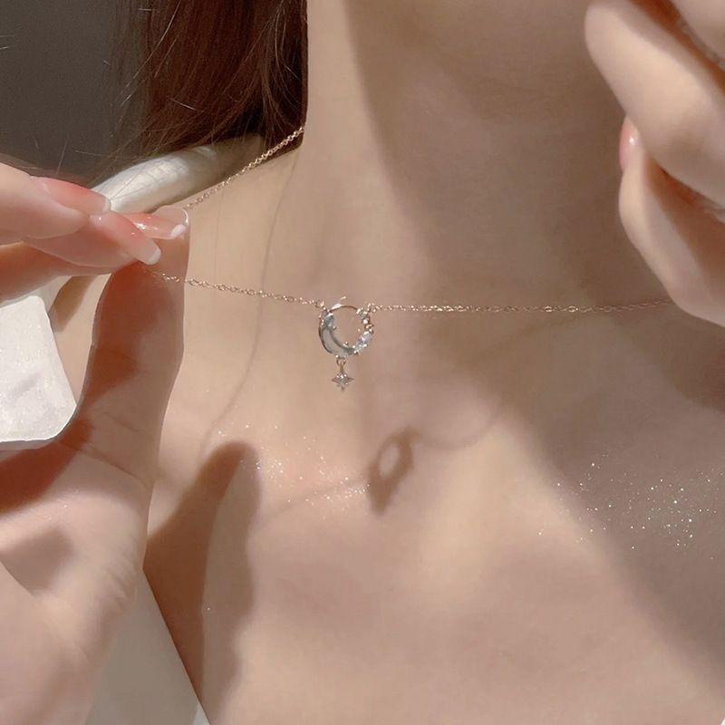 2023 nydesignad Moon Star Hänge Halsband Kristall Zirkon Halsband Silver Kedja Choker Tillbehör Smycken