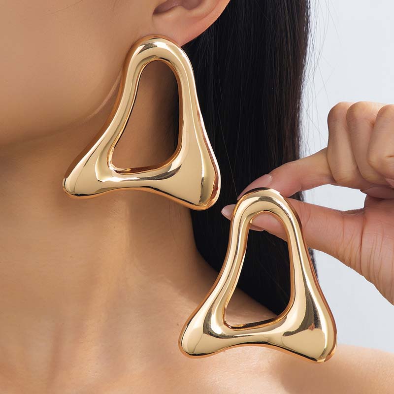 Exaggerated Metal Hollow Triangle Stud Earrings For Women Vintage Gold Color Irregular Geometric Earrings Jewelry Gift
