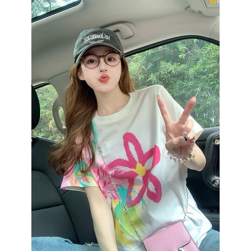 

Short-sleeved T-shirt for women, new summer gradient graffiti flowers, age-reducing design, trendy shoulders XXS