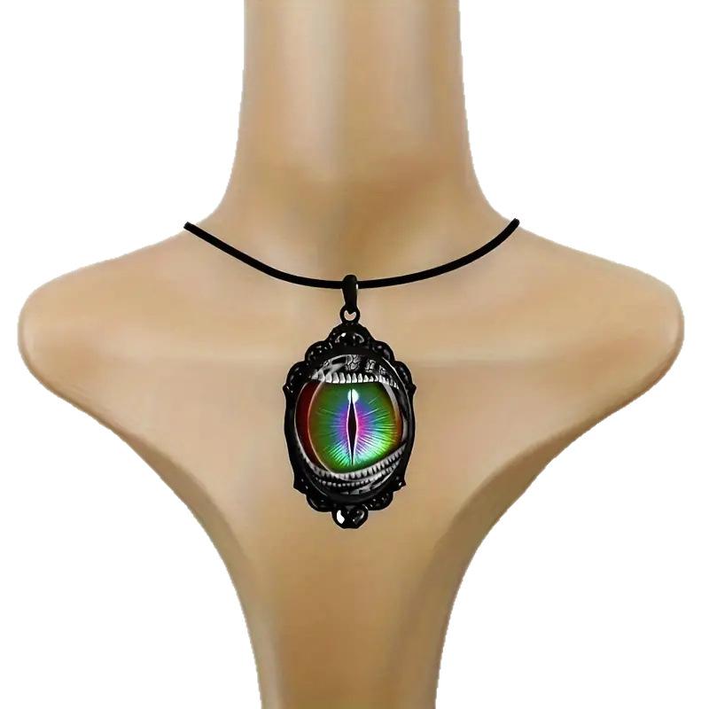 Pendant Haute Gothic Punk Victorian Style Devil Eye Necklace