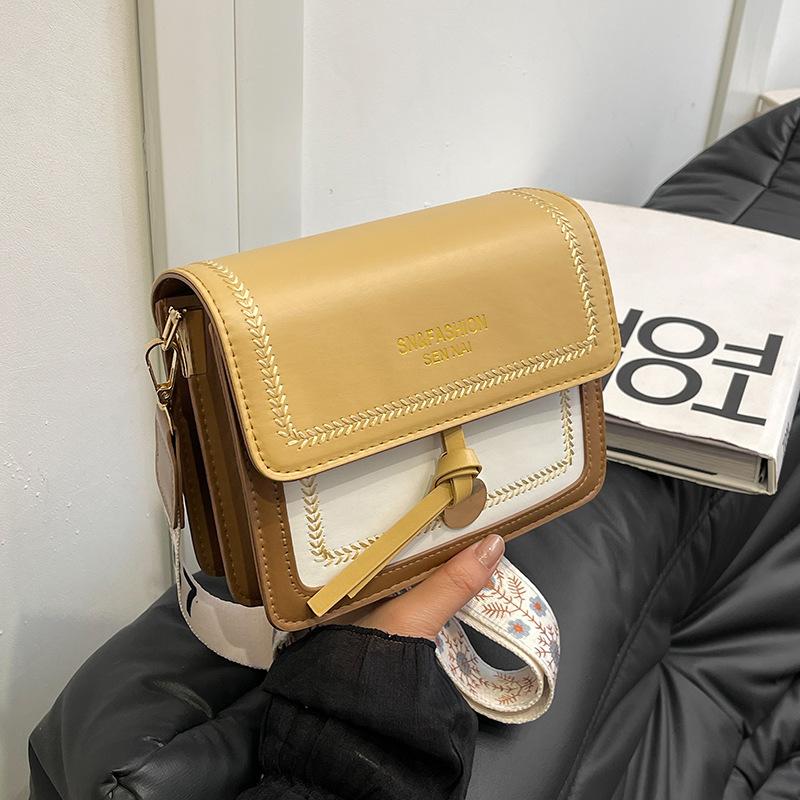 Contrasting Color Shoulder Bags, Small Square Bag, Fashionable Bag for Women, Versatile New Crossbody Bag, Wide Shoulder Strap
