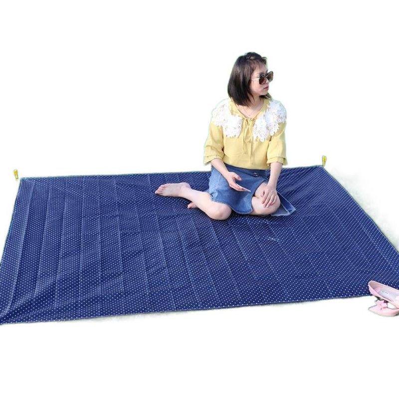 Waterproof Outdoor Camping Picnic Mat - Portable, Moisture-proof, Perfect for Outings and Beaches