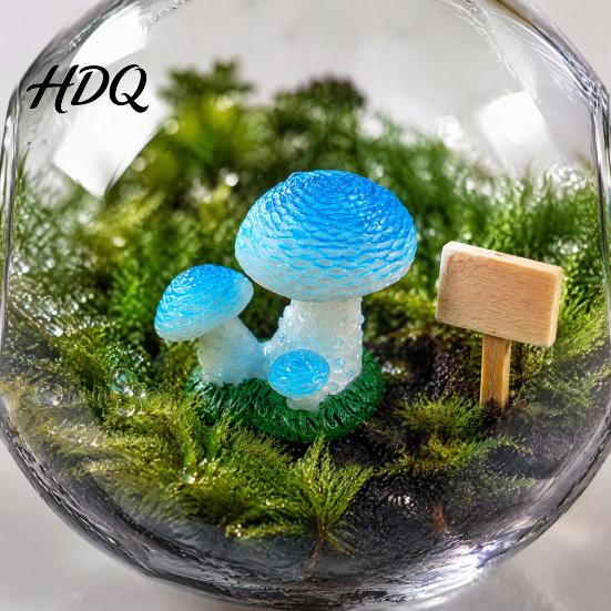 Fish Tank Waterscapes 2 Pcs Mini Mushroom Figurines Miniature Resin Figures DIY Craft Supplies for Micro Landscape Fairy Garden Aquarium,