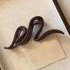 1Pc Matte Wavy Hairpin, Retro Style, Solid Color Shark Clip, Easy To Bind and Style