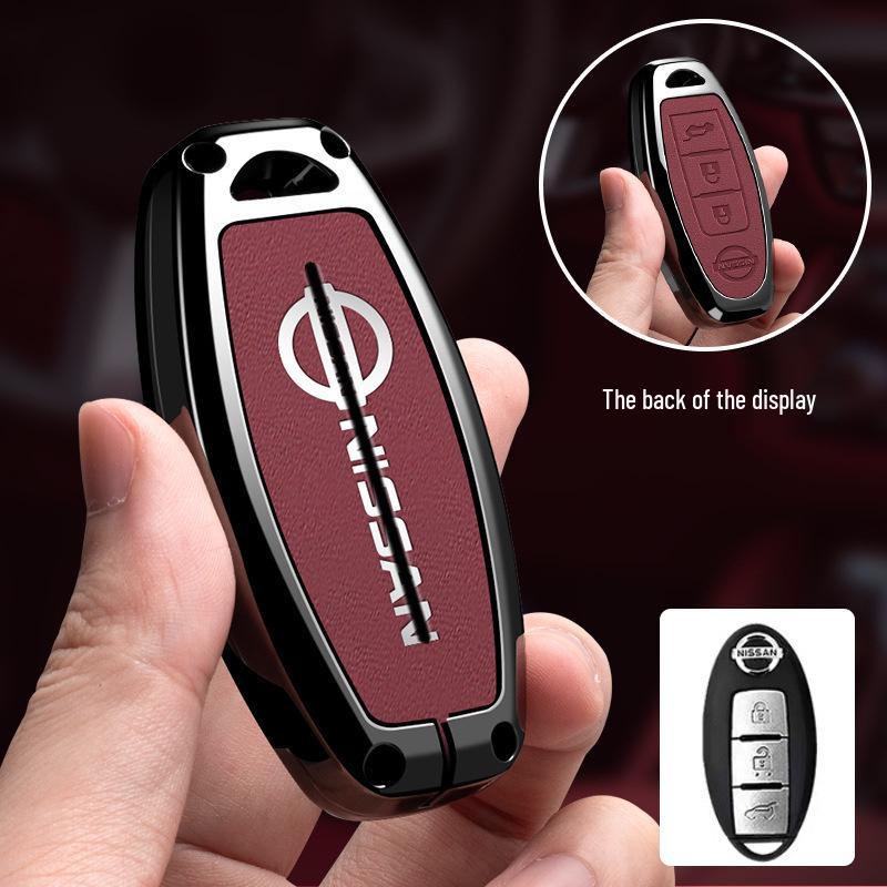 Metal Keychain Cover for Nissan Qashqai, X-Trail, Tiida, Kicks, Murano, Sylphy, Terra
