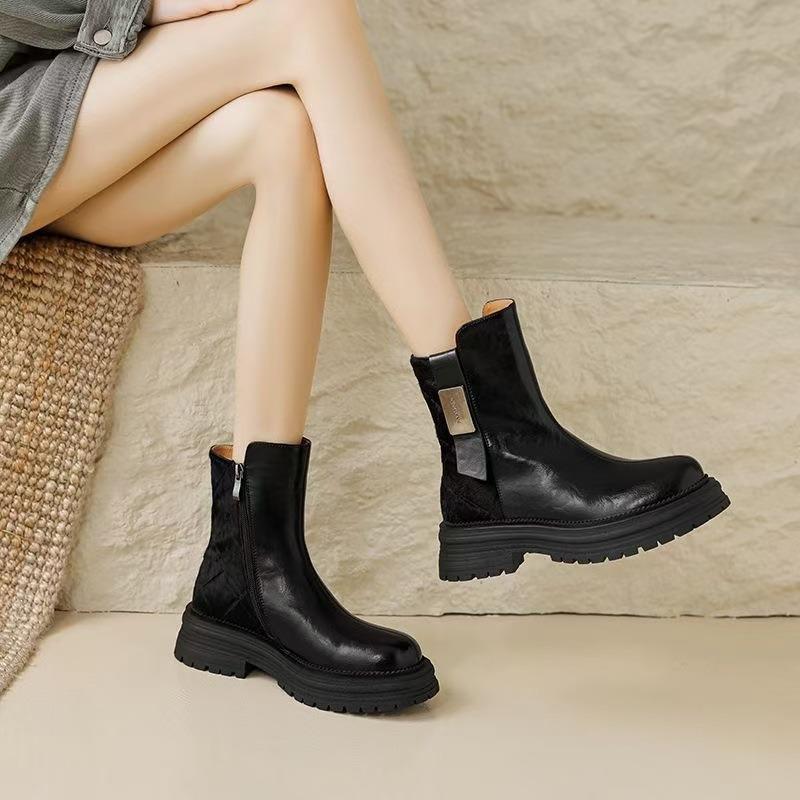Warm Cotton Boots Sheepskin Integrated Snow Boots Women's Winter Velvet Thickened Soft Leather Thick-soled Short Boots Martin Boots