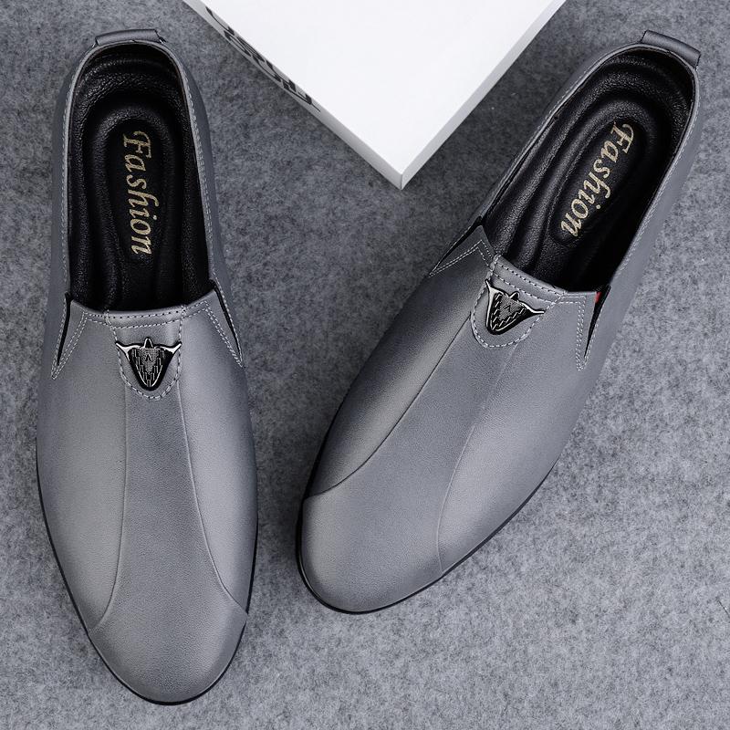Genuine Leather Mens Casual Shoes Handmade Soft Male Loafers Simple Moccasins Breathable Slip On Black Driving Shoes Boat Shoes