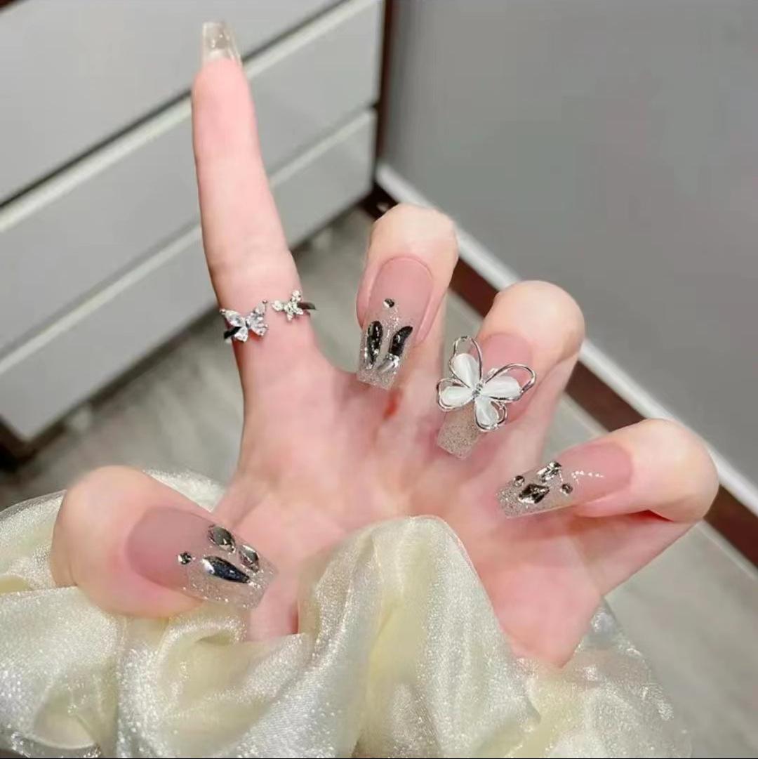 

Spring Mountain Wearable Bridal Nails 2024: Wedding Nail Art Stickers