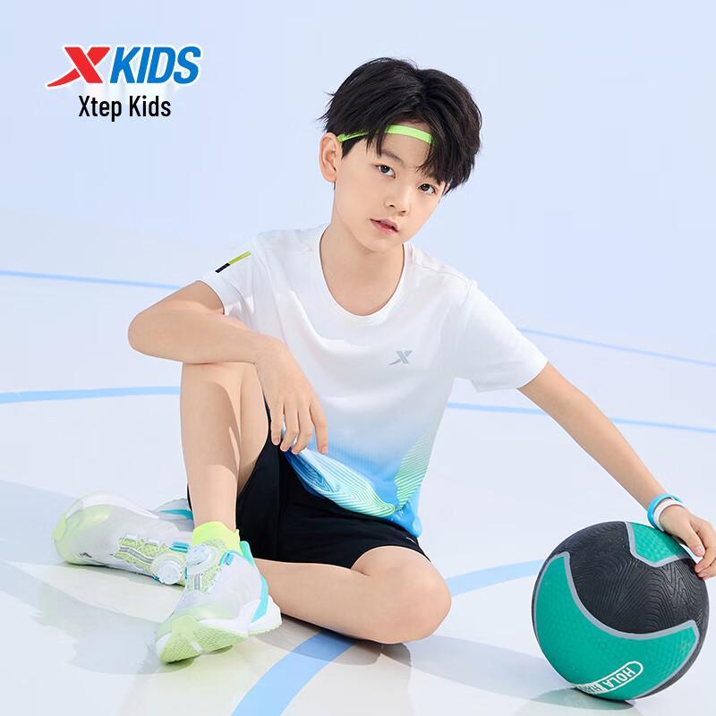 XTEP Boys' Color-Block Round Neck Short Sleeve Knit Shirt