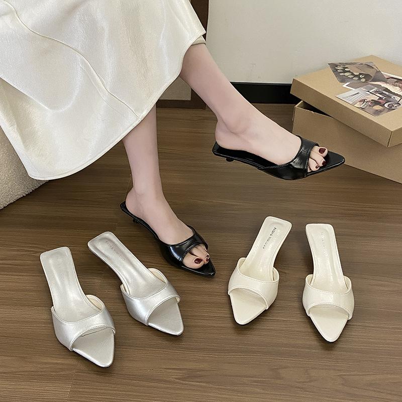 New 2025 summer French pointed high heels women's stiletto open-toed low-heeled one-word slippers wear cool slippers women