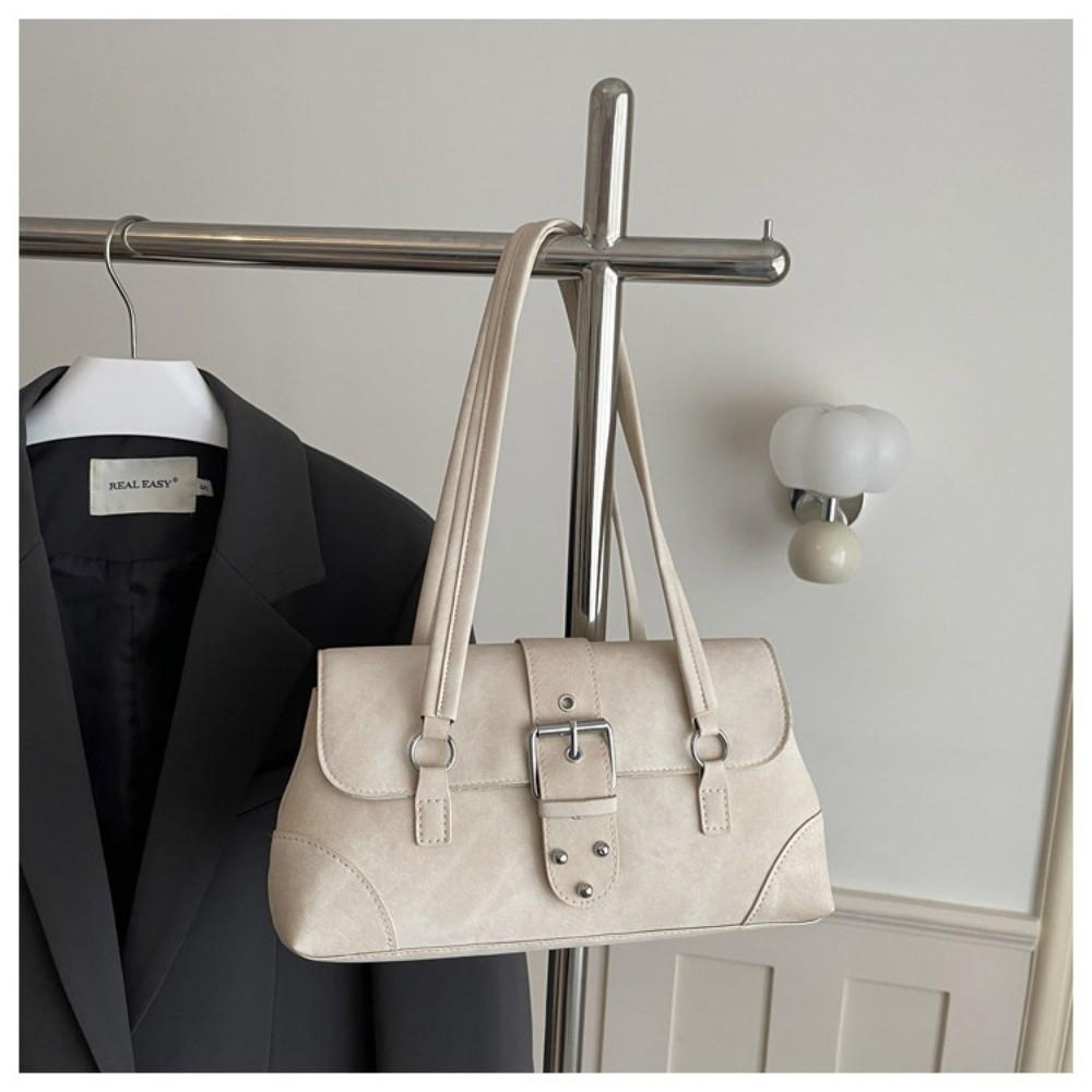 Trendy PU Leather Shoulder Bag Large Capacity Versatile Underarm Bag Lightweight Retro Commute Bag Daily Use