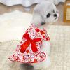 Hundekleid mit roter Schleife Herz-Aufdruck Flatterärmel Rüschensaum Haustier Kostüm Outfit Bekleidung für kleine Hunde Katzen