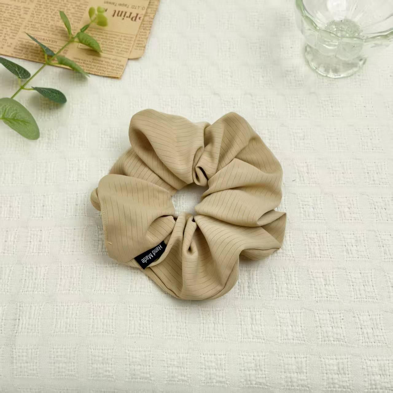 

Очень большой 4-слойный кружевной рюш резинка для волос - Маленькая талия, Высококлассный французский корейский стиль для женщин