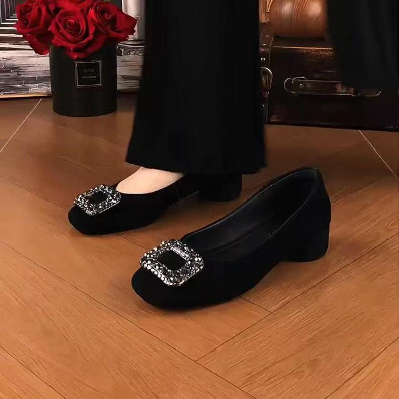 

Женская обувь модная с круглым носком новая на низком каблуке на толстом каблуке со стразами универсальная с мелким вырезом туфли-лодочки на низком каблуке 41 чёрный