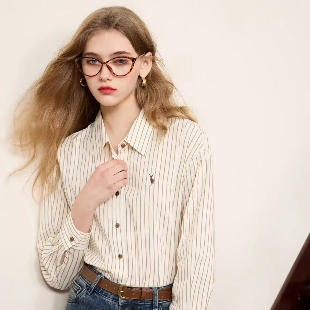 

Весенний стиль Ins Style Полосатая рубашка с вышитым оленем на лацкане Свободная рубашка Кардиган 2XL