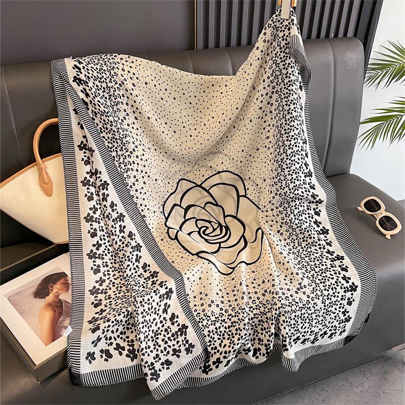 New Spring Women Cotton Scarf Beach Hijab Shawls and Wraps  Luxury Brand Flower Female Foulard Echarpe Designer Bandana