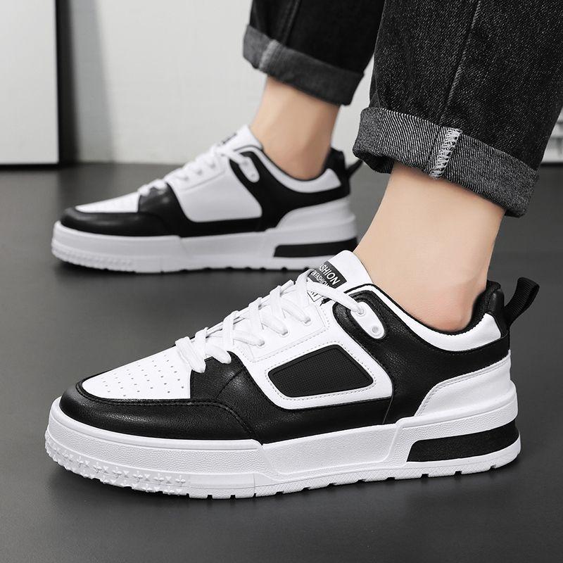 

Men s Velvet-Lined Cotton Skate Shoes, Genuine Leather, Waterproof, Height-Boosting, Panda Design, Versatile for Winter. Size 39