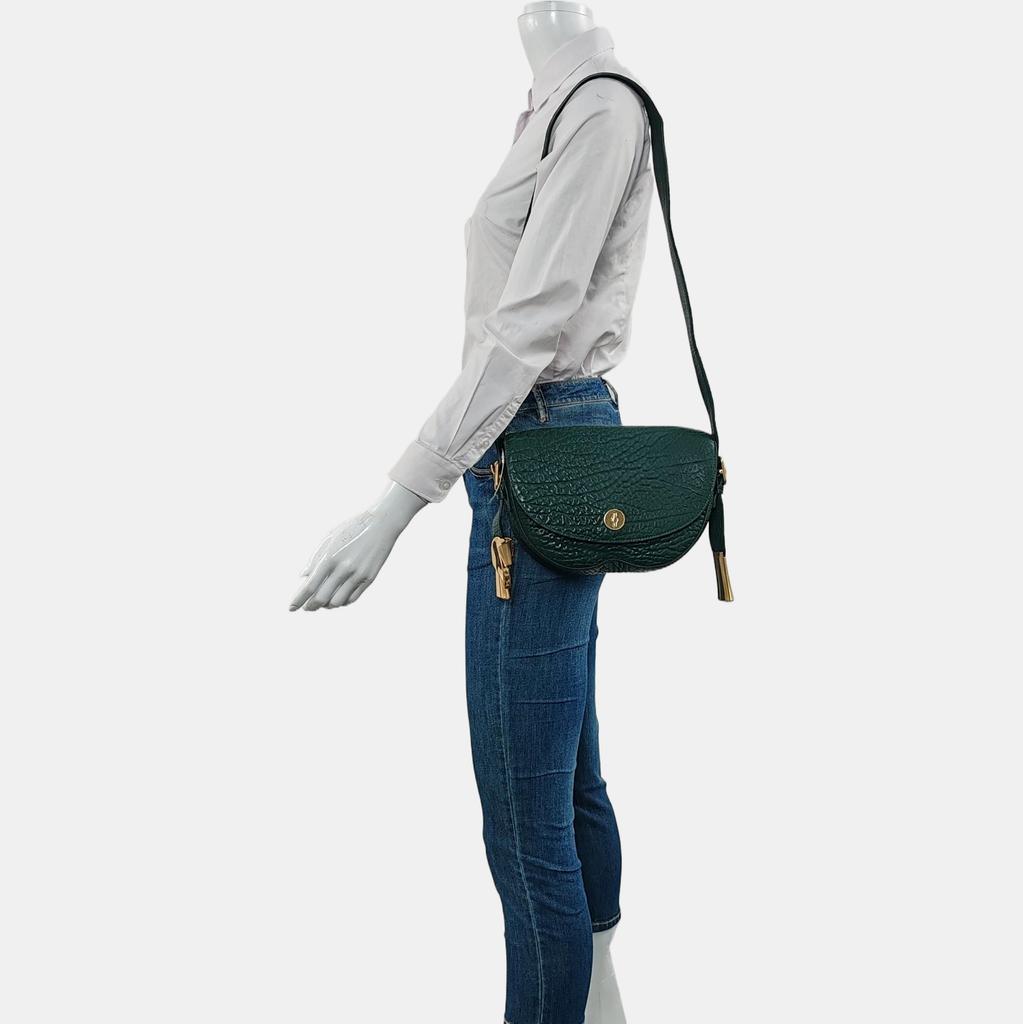 [Pre-Owned] Chess Adjustable Strap Solid Color Calfskin Shoulder Crossbody Bag - Excellent #ERLEG7