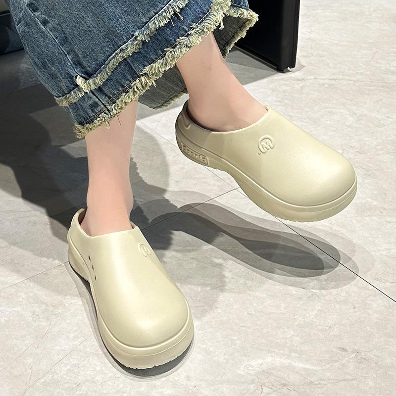 Chaussures à trous en EVA, sandales d'été à semelles épaisses et à bouts mignons pour femmes en été