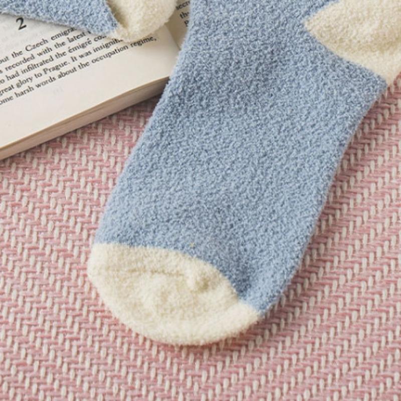 Monfoot Women S Two Tone Color Sleep SockS
