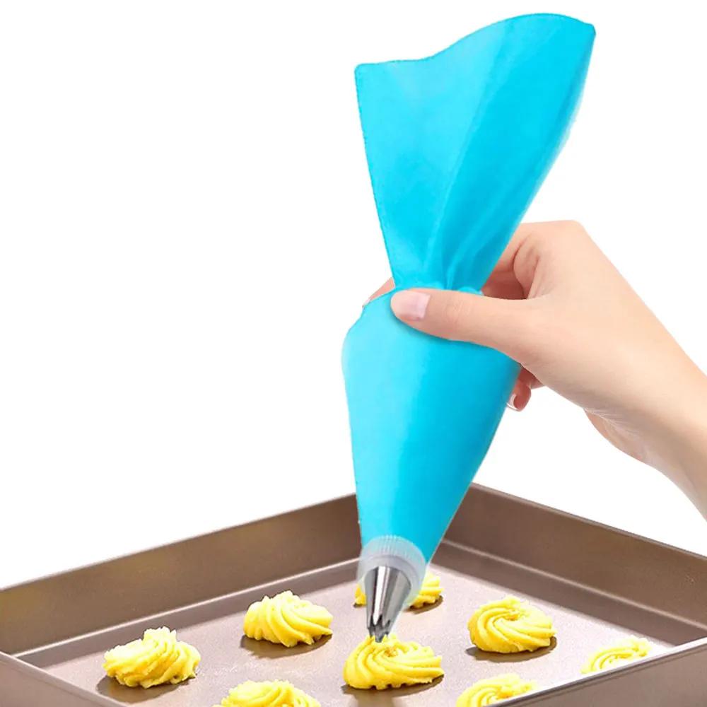 New 8/26Pcs/Set Silicone Pastry Bag Tips Kitchen Cake Icing Piping Cream Cake Decorating Tools Reusable Pastry Bags+24 Nozzle Se